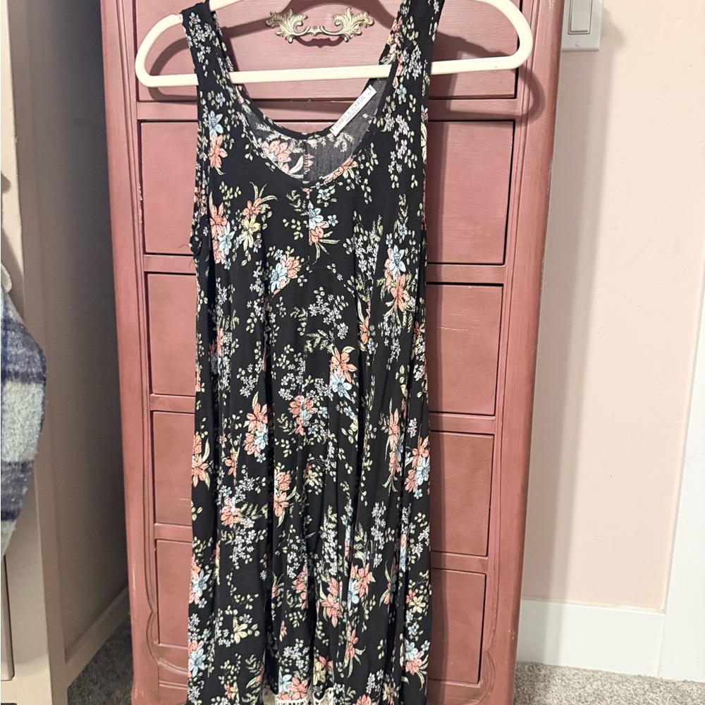 Chris & Carol Black Floral Maxi Dress